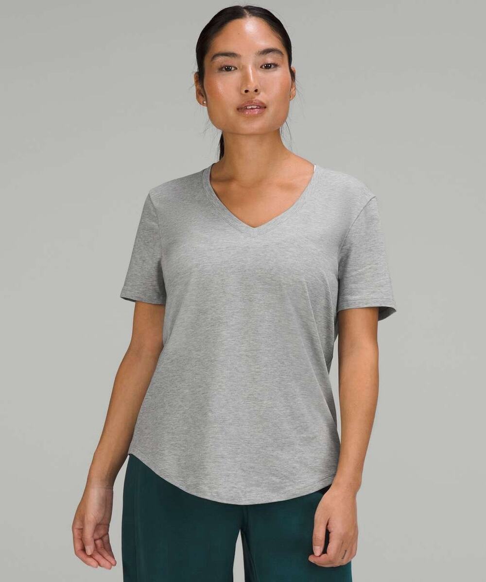Lululemon Love V Neck T-shirt Heathered Gray Size 8 Short Sleeve